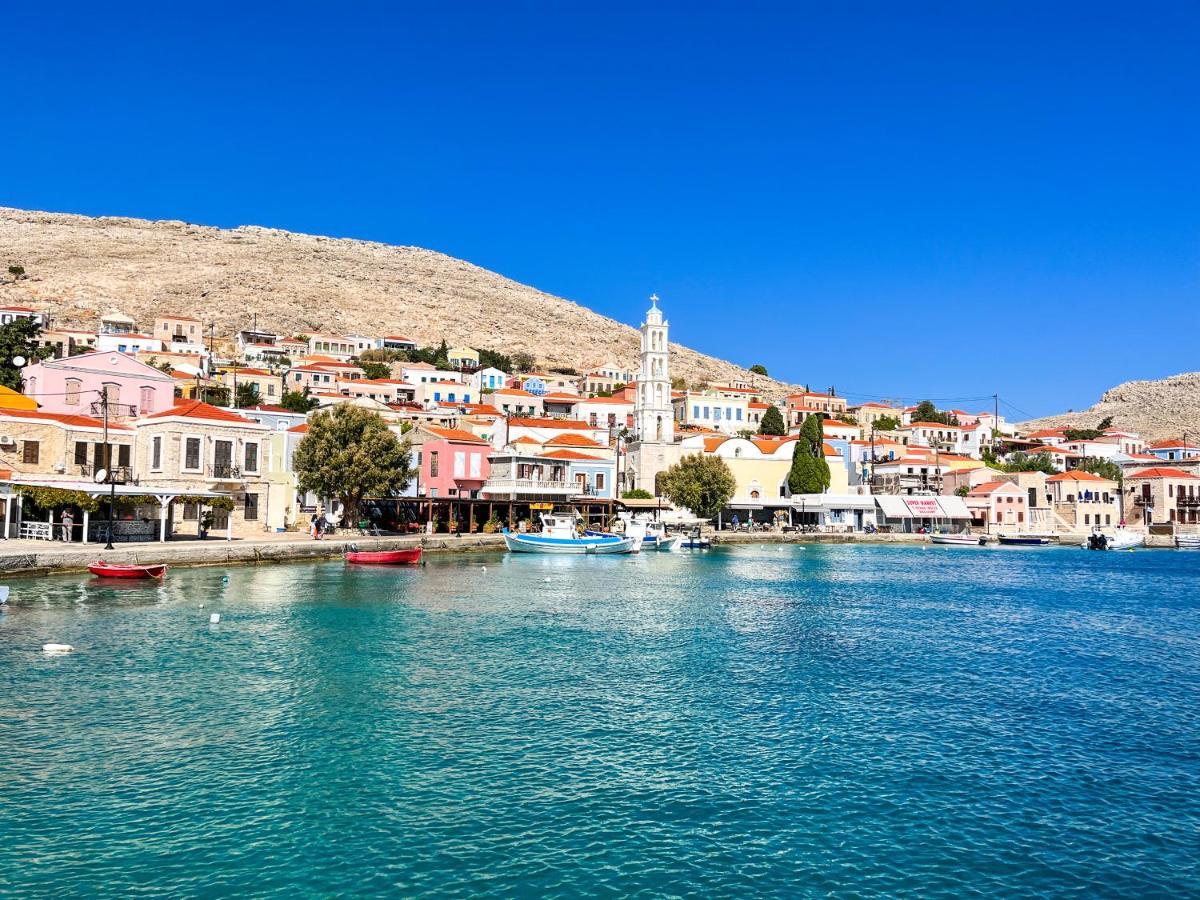 Luca'S Houses Chalki Town Exteriér fotografie